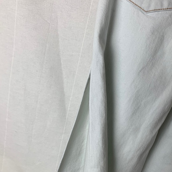 Alice and Olivia light-wash wide-led flare jeans - Picture 3 of 4